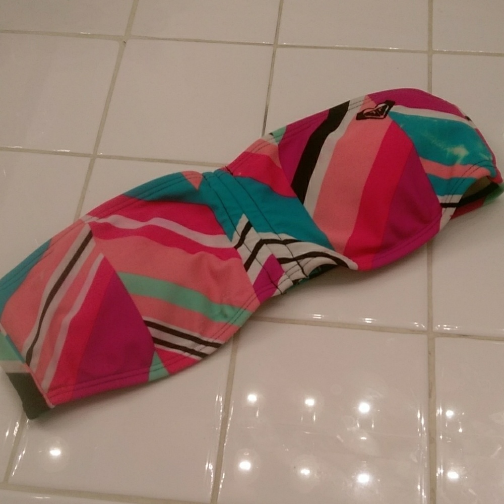 Strapless bikini top